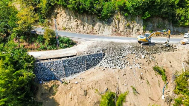 Sinop'ta Çöken Yol Onarıldı