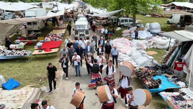 Sinop'ta Geleneksel Bektaşağa Panayırı Başladı