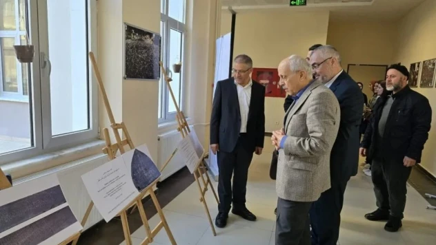 Sinop'ta Tarihi Yapılardaki Ayet Ve Hadisler Sergiyle Gün Yüzüne Çıktı