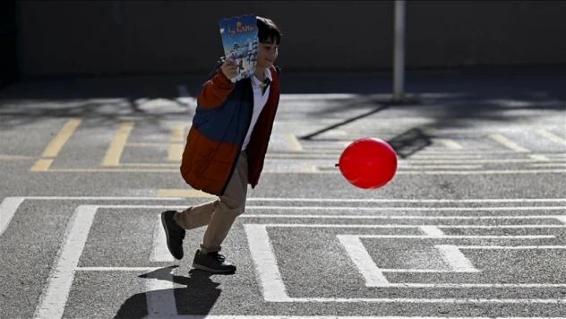 Son Ders Zili Yarın Çalacak