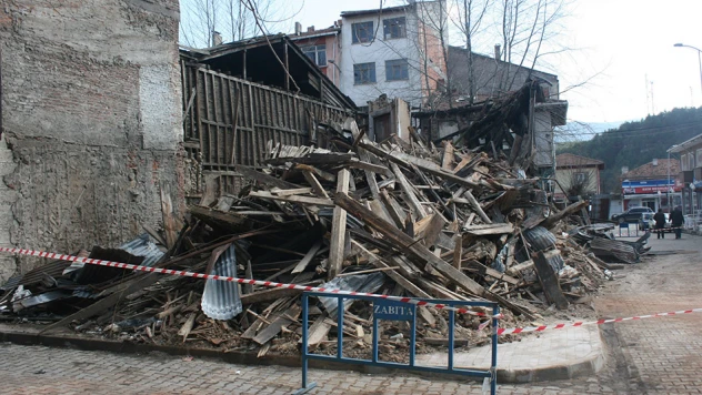 Tarih zamana ve bakımsızlığa yenildi