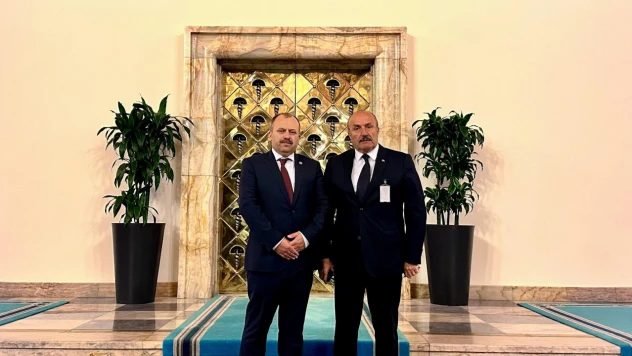 Taşköprü Belediye Başkanı Arslan, Milletvekili Uluay'ı Ziyaret Etti