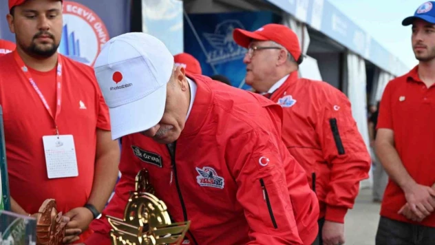 YÖK Başkanı Özvar'dan BEUN Standına Ziyaret