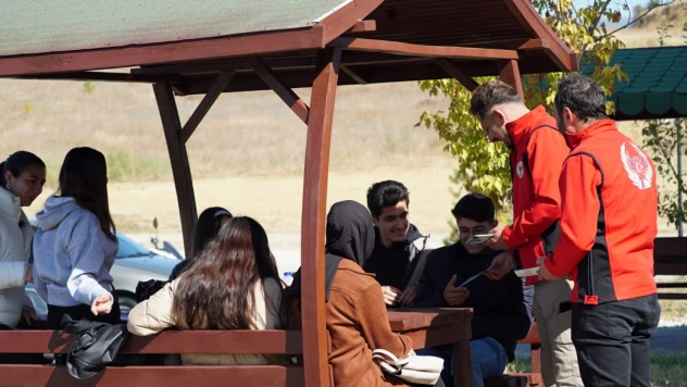 TEM 5 bin öğrenciyi bilgilendirdi