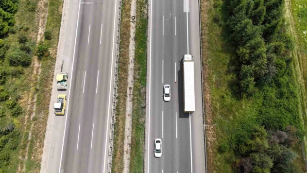 TEM Otoyolu'nda 4 Gün Boyunca Trafik Tek İstikametten Sağlanacak
