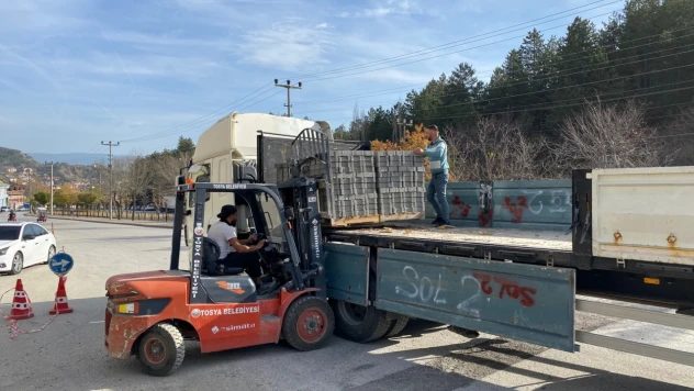 Tosya'da Belediye Ekiplerinden Yoğun Mesai
