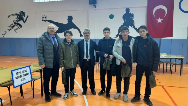 Tosya'da Liseler Arası Bilgi Yarışması Düzenlendi