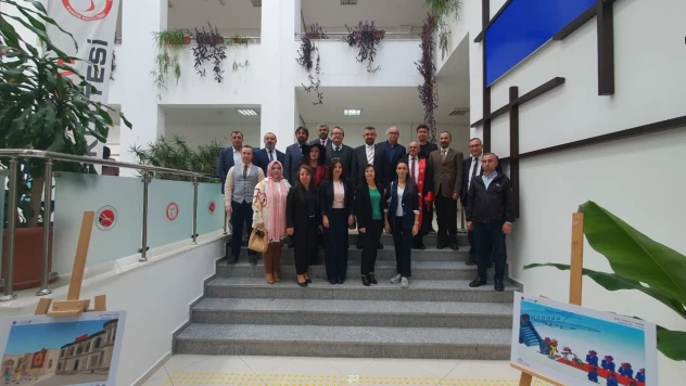 Turizm Karikatürleri Sergisi Düzenlendi