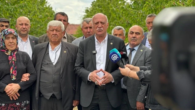 TZOB Genel Başkanı Bayraktar, Bolu'da Ziraat Odası Başkanlarıyla Bir Araya Geldi