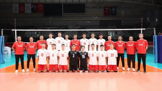 U18 Erkek Voleybol Milli Takımı Kampa Girdi