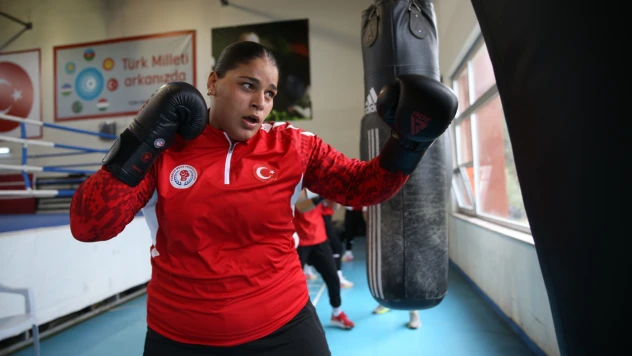 Üçüncü Avrupa Şampiyonluğu İçin Yumruk Sallayacak