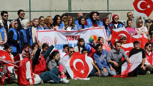 Uçurtma Şenliğinde Buluştular
