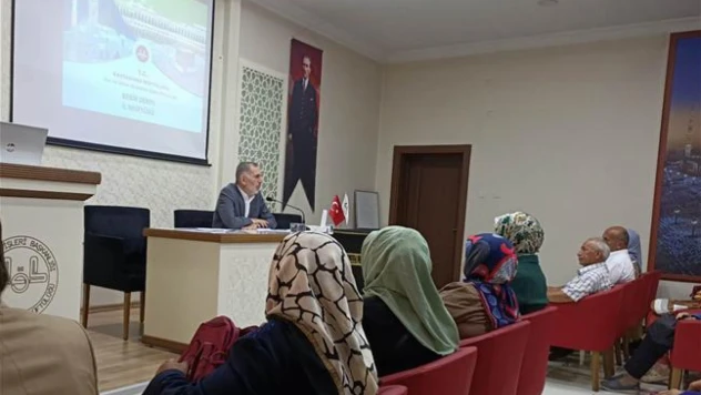 Umre Semineri Düzenlendi