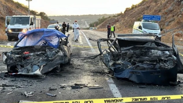 Üniversite Kaydı İçin Çıktıkları Yolda Yanarak Can Verdiler