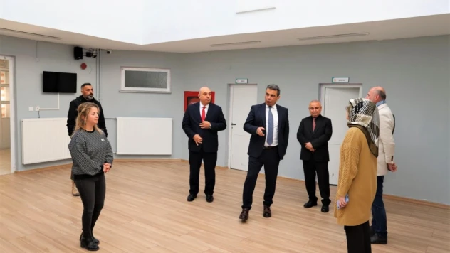 Vali Enis Yeter Rehberlik Ve Araştırma Merkezine Ziyaret