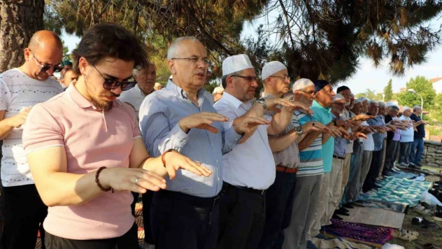 Yangınların Devam Ettiği Karabük'te Yağmur Duası Yapıldı