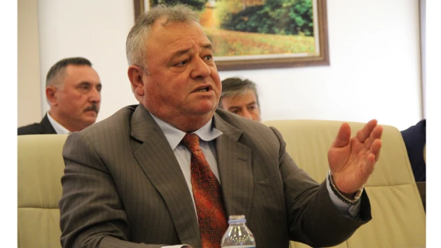 'Yatırımdan geçtik, Özel İdare malına sahip çıksın'