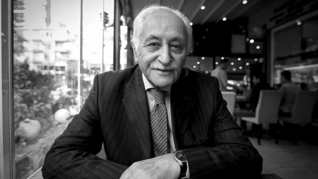 Yavuz Bülent Bakiler Kimdir?