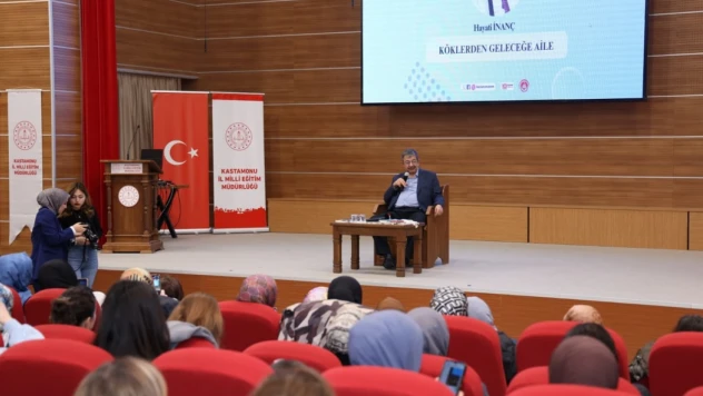 Yazar Hayati İnanç, Köklerden Geleceğe Aile Akademisi'nin Konuğu Oldu