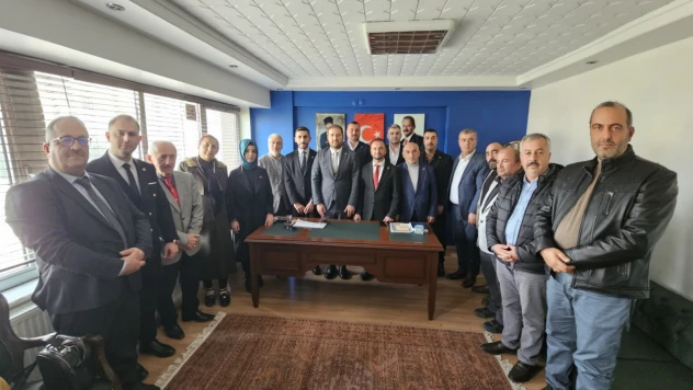 Yeniden Refah Partisi'nden Siyasi Partilere Nezaket Ziyareti