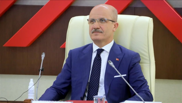 YÖK Başkanı Özvar'dan, Kontenjan Açıklaması