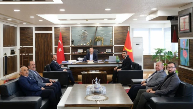 YRP'den Belediye Başkanı Hasan Baltacı'ya Ziyaret