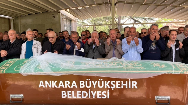 Zafer Parti Basın Danışmanı Gürkan defnedildi