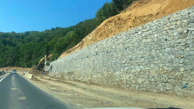 Heyelan Sonrası Çalışmalar Devam Ediyor