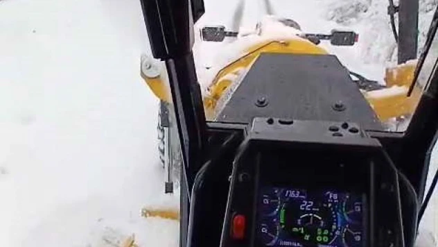 95 Köy Yolunu Açma Çalışmaları Sürüyor