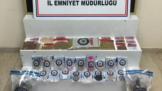Uyuşturucu Operasyonunda 3 Kişi Tutuklandı