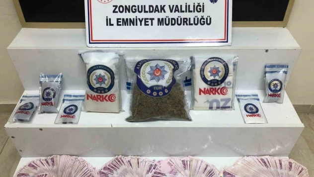 Uyuşturucu Operasyonunda 2 Şüpheli Tutuklandı