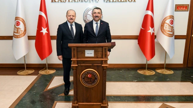 Zonguldak Valisi Hacıbektaşoğlu'ndan, Vali Dallı'ya Ziyaret