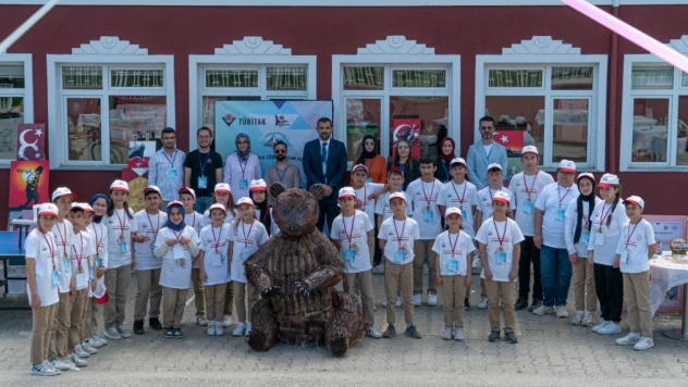 Zor Koşullara Rağmen Önemli İşlere İmza Atıyorlar