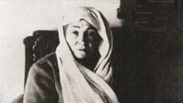 Zübeyde Hanım Vefatının 103. Yılında Anılıyor