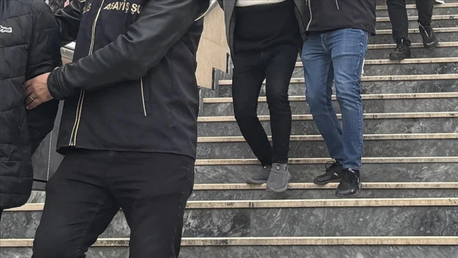 Tehdit Mesajı Atan 5 Şüpheli Tutuklandı
