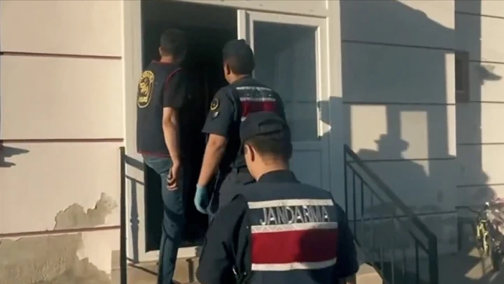 10 İlde Operasyon: 74 Şüpheli Yakalandı!