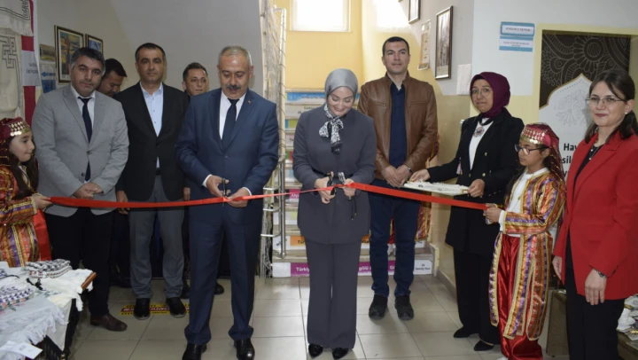Ağlı'da El Emeği Göz Nuru Eserler Sergilendi