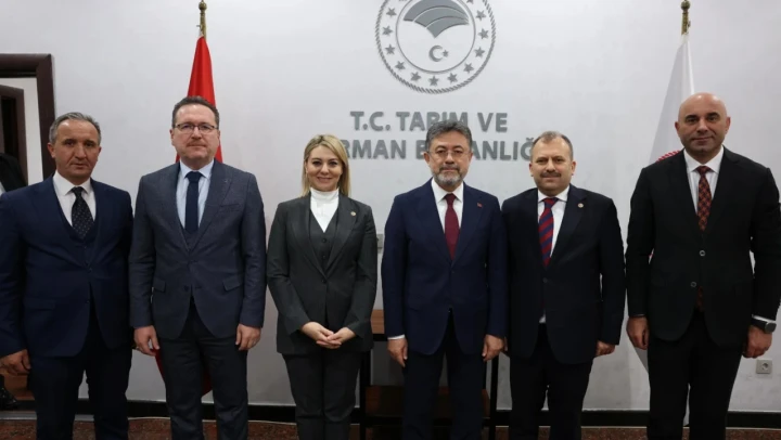 AK Parti'den Bakan Yumaklı'ya Ziyaret