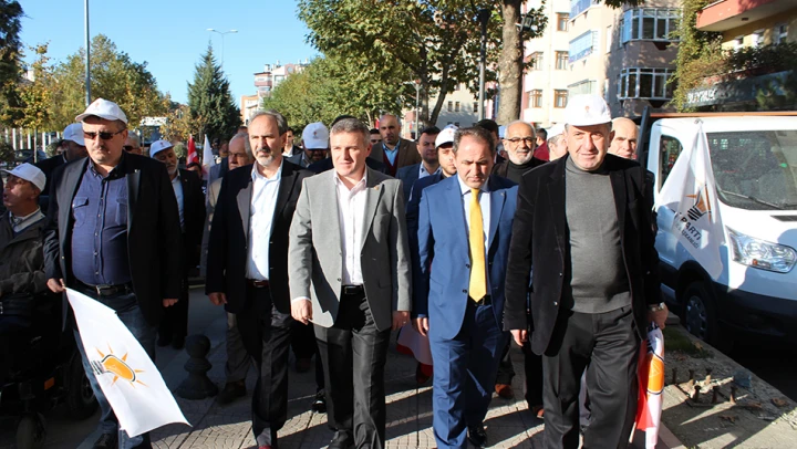 AK Parti iktidara yürüdü