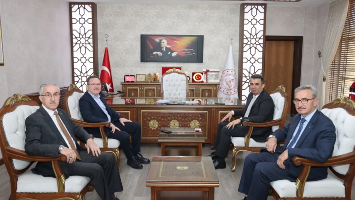 AK Parti Kastamonu İl Başkanı Sevgilioğlu'ndan, İl Milli Eğitim Müdürü Gümüş'ü Ziyaret