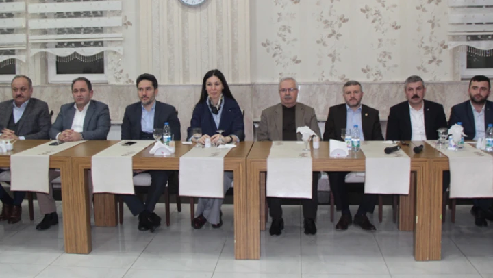 AK Parti, STK'larla bir araya geldi