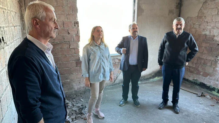 AK Partili heyetten yangın bölgesine ziyaret