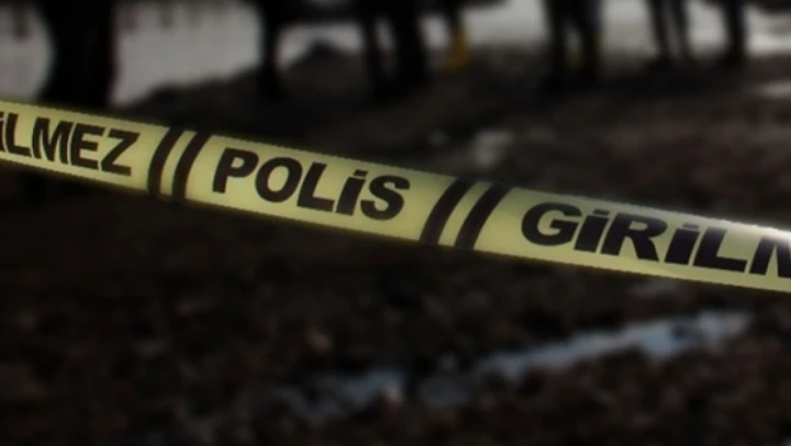 Alkol Masasında Kan Aktı