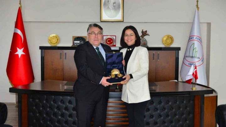 Gündüz Şatıroğlu'dan Rektör Özölçer'e Ziyaret