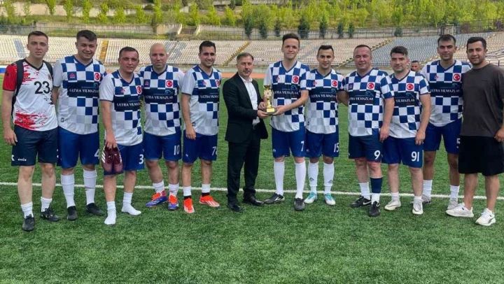 Bahar Futbol Turnuvası'nda Şampiyon Eskipazar Cezaevi