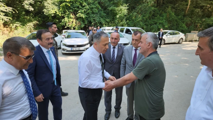 Bakan Yerlikaya incelemelerde bulundu
