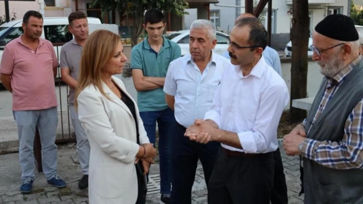 Başkan Köse, mahalleleri ziyaret edip sorun ve talepleri dinliyor