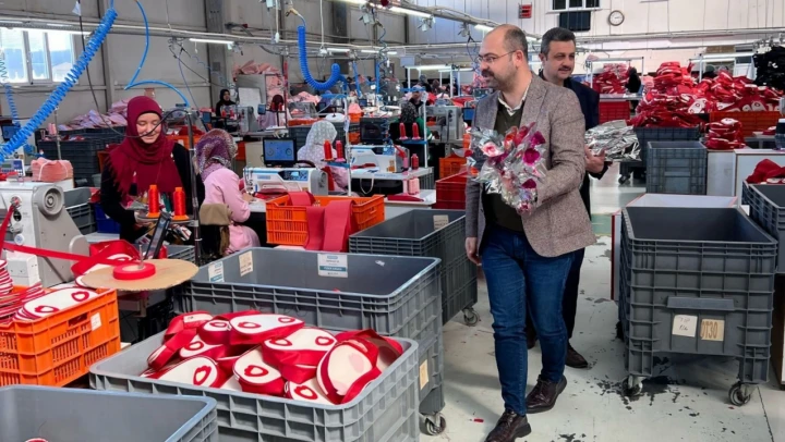 Belediyesi Başkanı Kavaklıgil Kadınları Ziyaret Etti