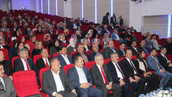 'Bize düşen adayın yanında olmaktır'