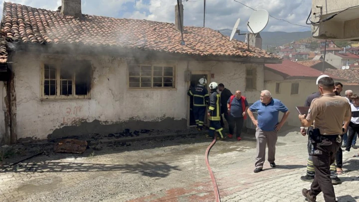 Boş Evde Çıkan Yangın Korkuttu